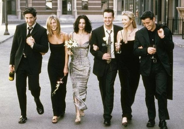 Δείτε πώς ήταν τα «Φιλαράκια» πριν γίνουν...Friends