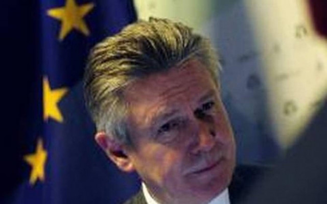 Χουχτ: «Ναι» σε περαιτέρω ελάφρυνση του ελληνικού χρέους