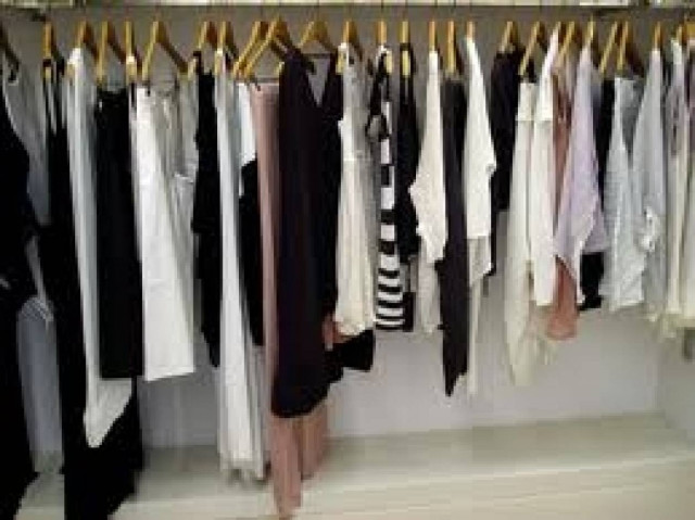 Aντιπαράθεση για τη λειτουργία των εμπορικών καταστημάτων τις Κυριακές