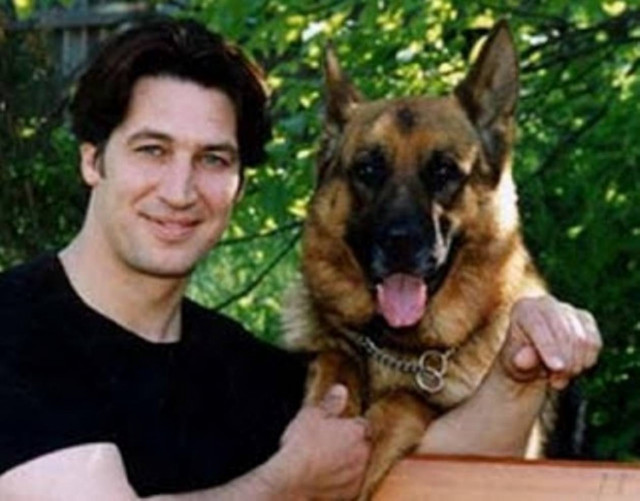 Δείτε πώς είναι σήμερα το αφεντικό του Υπαστυνόμου Rex!