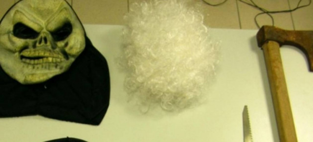 Λάρισα: Ντύθηκαν ληστές για... πλάκα και κατέληξαν στο δικαστήριο!