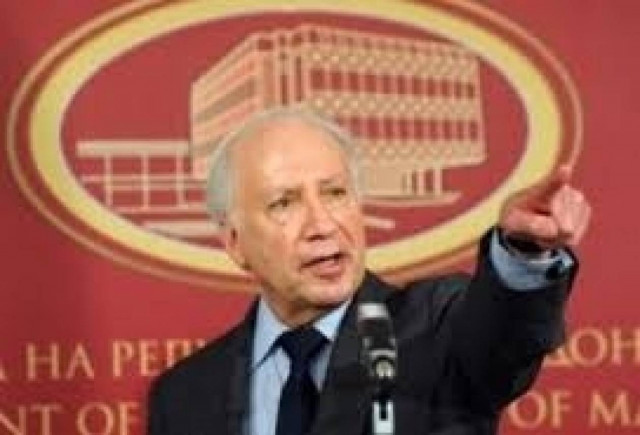 Νίμιτς στα Σκόπια: Οι Έλληνες επιμένουν σε ένα όνομα για γενική χρήση