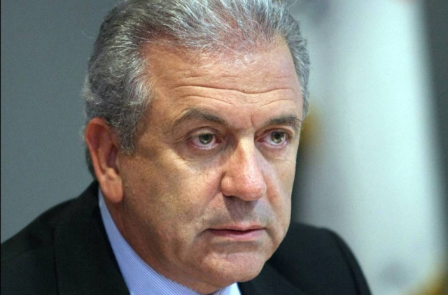 Συνάντηση Αβραμόπουλου με τον υπουργό Επικρατείας των ΗΑΕ