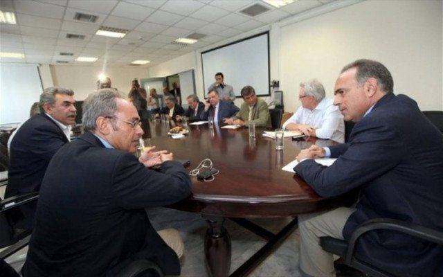 Συνάντηση Αρβανιτόπουλου – πρυτάνεων στις 14:00