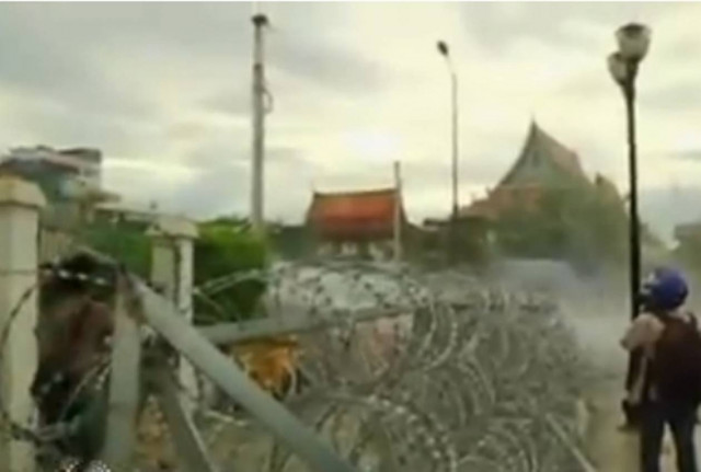 Σφοδρές συγκρούσεις διαδηλωτών και αστυνομίας στην Καμπότζη