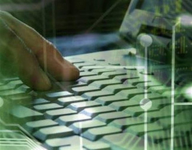 19χρονος έβγαζε 40.000 ευρώ το μήνα από το δωμάτιο του σπιτιού του