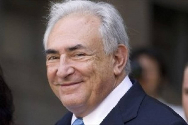 Ο Ντομινίκ Στρος Καν και επίσημα σύμβουλος της σερβικής κυβέρνησης