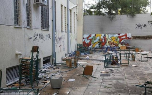 Ζάκυνθος: Ανήλικοι συνελήφθησαν για βανδαλισμούς σε σχολείο