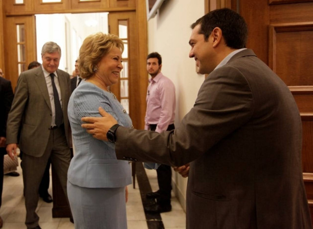 Τσίπρας: Δεν απαιτείται η άδεια τρίτων για συνεργασία με τη Ρωσία