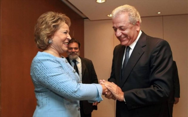 Διμερή αμυντικά θέματα στη συνάντηση Αβραμόπουλου – Ματβιένκο