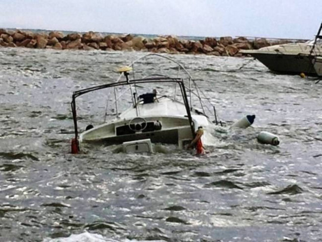 Βύθιση ταχυπλόου σκάφους στο Τολό