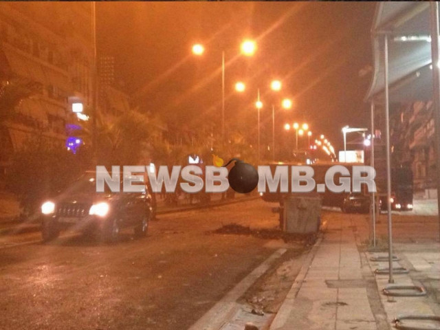 Εικόνες καταστροφής από τα επεισόδια στην Αμφιάλη (pics)