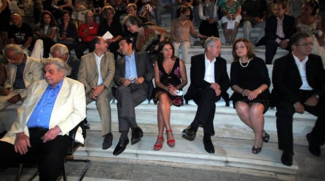 Τσίπρας και Περιστέρα στο Ηρώδειο με τον Μίκη