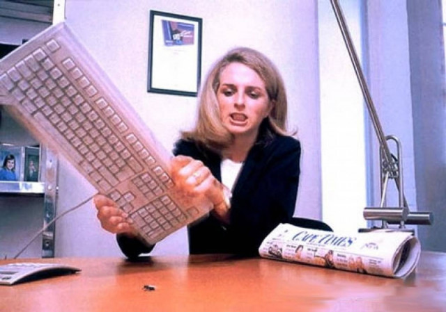 Το ΄ξερες; Γιατί είναι τόσο δύσκολο να… πετύχουμε μια μύγα;