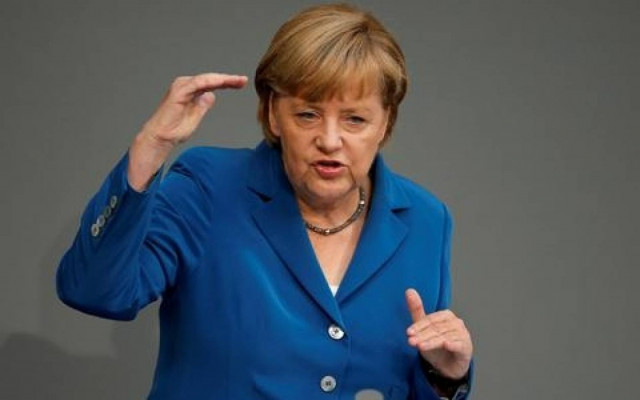 Οι Γάλλοι ψηφίζουν... Μέρκελ