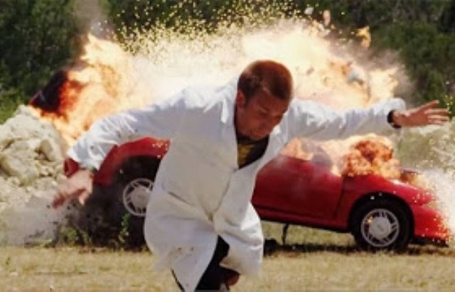 Εντυπωσιακό βίντεο: Ανατίναξη αυτοκινήτου σε super slow motion