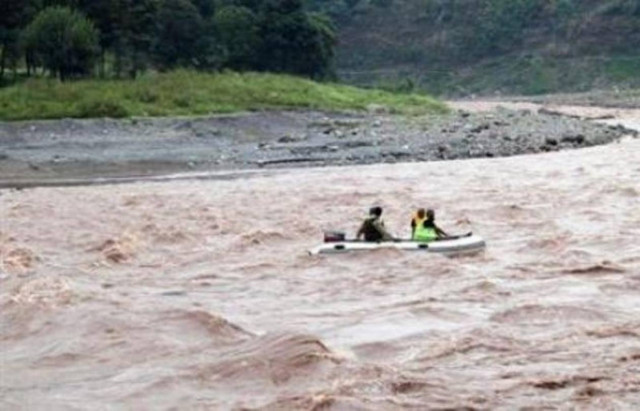 Τρεις νεκροί από πλημμύρες στο Βιετνάμ