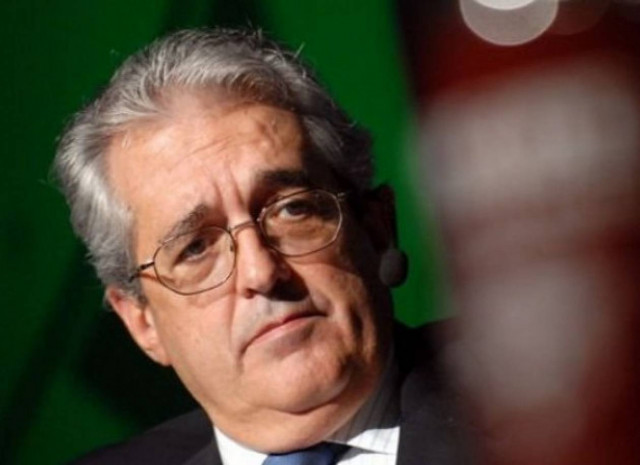 Ιταλία: Με παραίτηση απειλεί ο υπ. Οικονομικών εάν δεν αυξηθεί ο ΦΠΑ