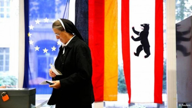 DW: «Πάνω απ΄όλα η διαφάνεια»…στις Γερμανικές εκλογές