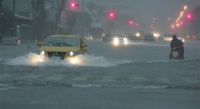 Ταϊβάν: Εξασθένισε η ένταση του τυφώνα Ουσάτζι
