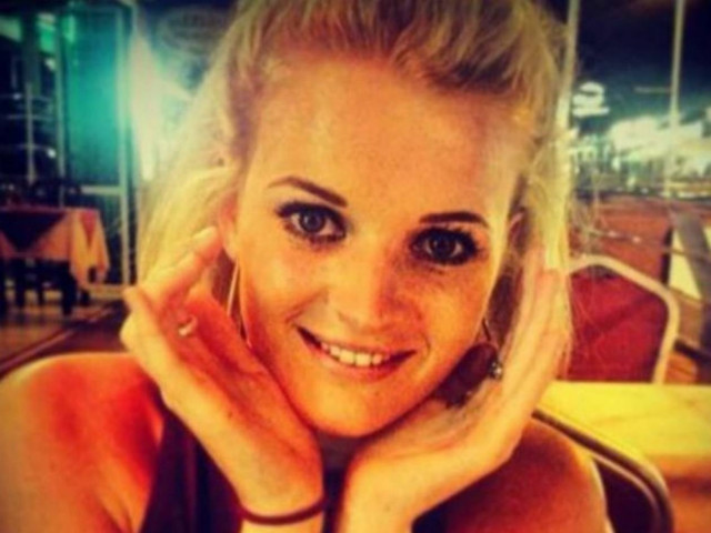 19χρονη καλλονή πέθανε στον ύπνο της (pics)