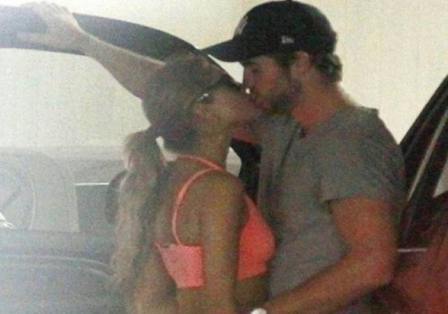 Eiza González- Liam Hemsworth: «Είμαστε ερωτευμένοι»