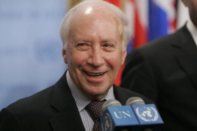 Σε νέο κύκλο διαπραγματεύσεων καλεί ο Νίμιτς την Ελλάδα και την ΠΓΔΜ