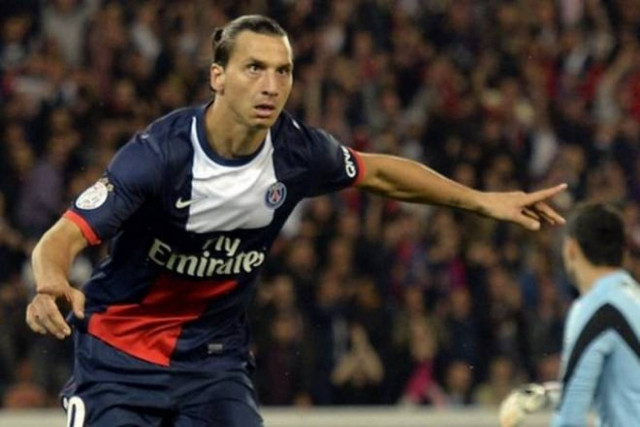 Η… γροθιά του Ιμπραΐμοβιτς (photo)