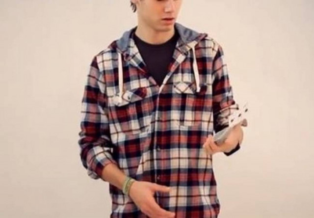 Με αυτόν τον τύπο μην παίξετε ποτέ χαρτιά...