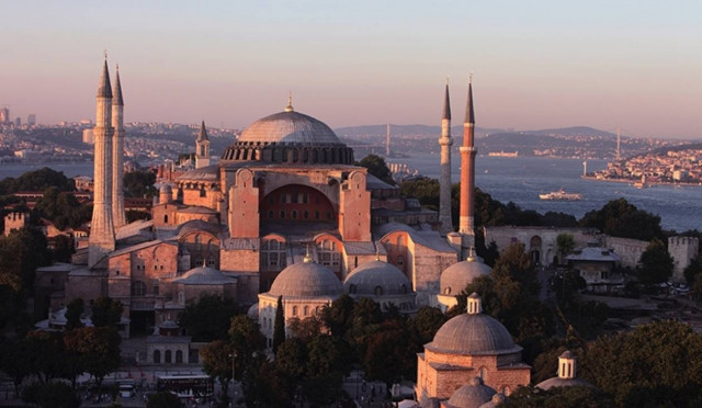 Η Αγία Σοφία μπορεί και πάλι να γίνει τζαμί;