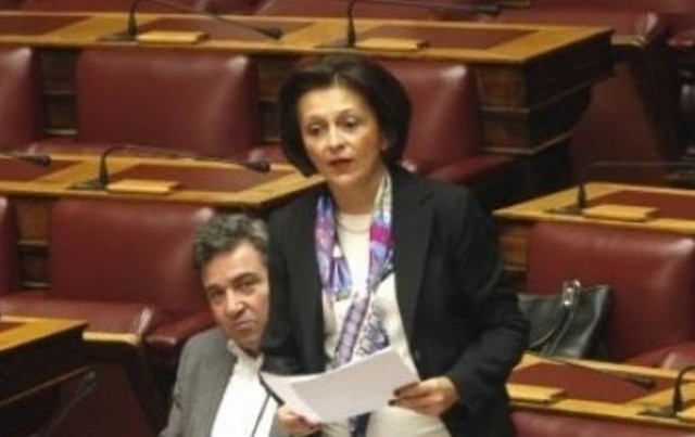 Χρυσοβελώνη: Ανασυντάσσεται για να επιτεθεί ξανά ο Μητσοτάκης