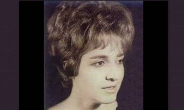 Η άνιση μάχη της Πόλυς Πάνου με τον καρκίνο