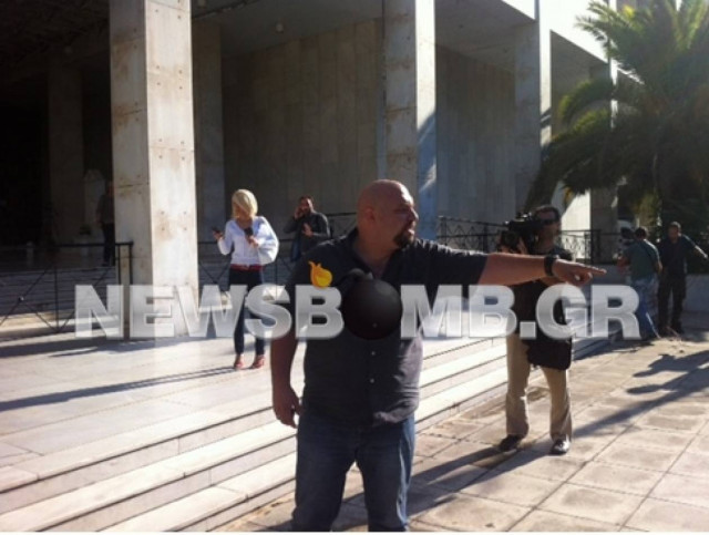 Βίντεο: Συνελήφθη και ο Η. Παναγιώταρος