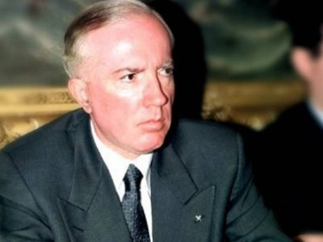 «Είμαι φασίστας αλλά δεν έχω στο χέρι μου τη σβάστικα»