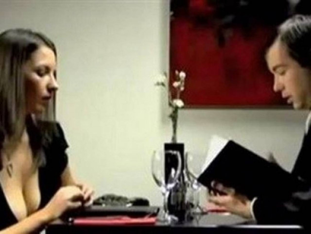 Απίστευτο βίντεο! Γελάει καλύτερα όποιος γελάει τελευταίος