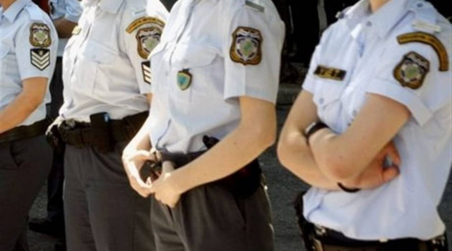 Κλοπή μπροστά στα μάτια των αστυνομικών στην Λευκάδα