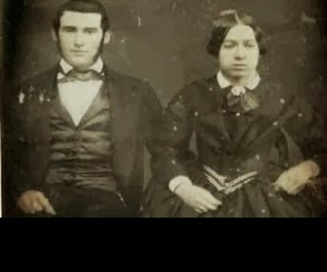 Απίστευτο: Γιατί φωτογραφίζονταν αγέλαστοι στις παλιές φωτογραφίες;