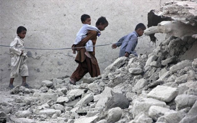Νέος απολογισμός από το σεισμό στο Πακιστάν-376 οι νεκροί