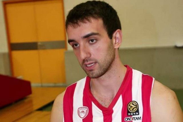 «Γι' αυτό άφησα τη Ρεάλ για τον Ολυμπιακό» (photos+videos)