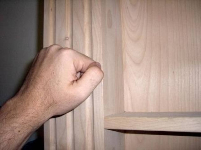 Το ξέρατε; Δείτε γιατί λέμε «χτύπα ξύλο» όταν ακούμε κάτι άσχημο!