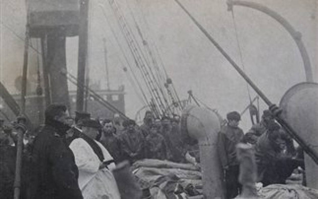 Άγνωστη φωτογραφία με τα θύματα του Τιτανικού