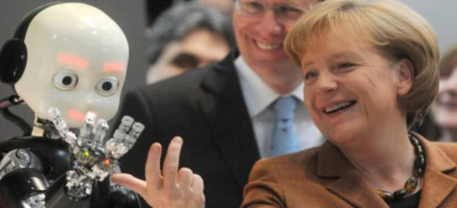 Το ανθρώπινο ρομπότ που εντυπωσίασε την Μέρκελ (pics)