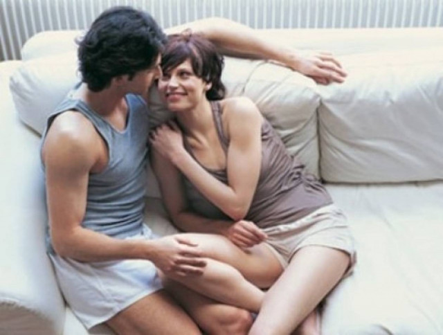 Σιχαμερές συνήθειες που κόβουν οι γυναίκες όταν συζούν