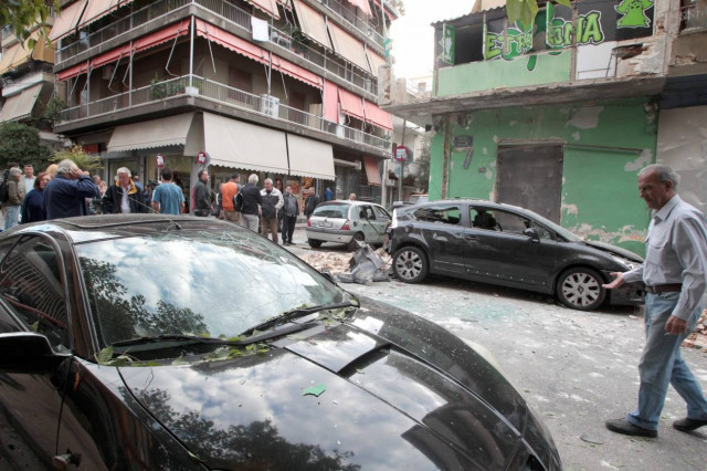 Εικόνες–σοκ από την έκρηξη βόμβας σε σύνδεσμο του Παναθηναϊκού