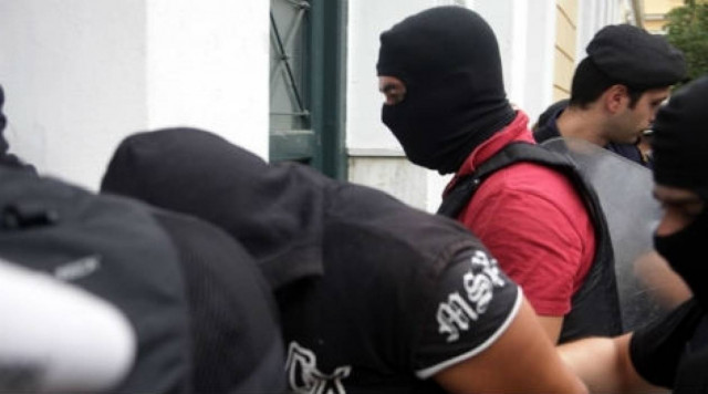 Ελεύθερη η σύζυγος Ρουπακια και ακόμη δύο για την υπόθεση της Χ.Α.