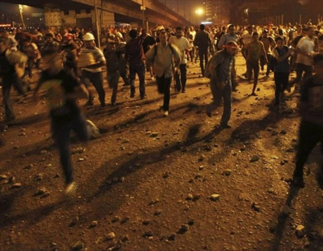 Τουλάχιστον 44 νεκροί διαδηλωτές σε συγκρούσεις στην Αίγυπτο