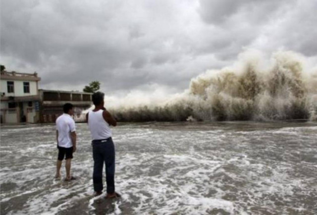 Κίνα: Συναγερμός εν όψει της επέλασης του τυφώνα Φιτόου