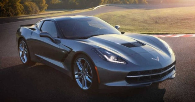 CORVETTE STINGRAY: ΥΠΟMOΝΗ ΕΝΑ ΕΞΑΜΗΝΟ