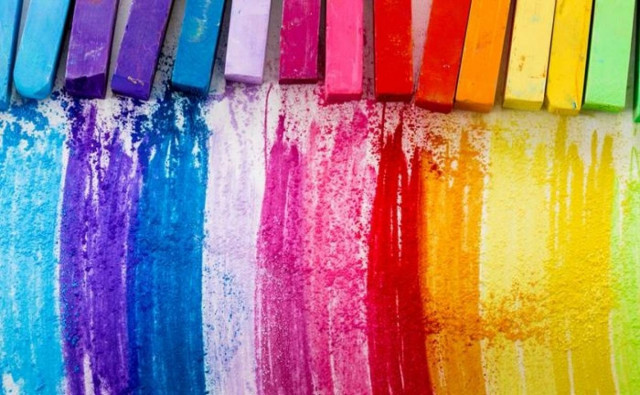 Ποια χρώματα μας φτιάχνουν τη μέρα