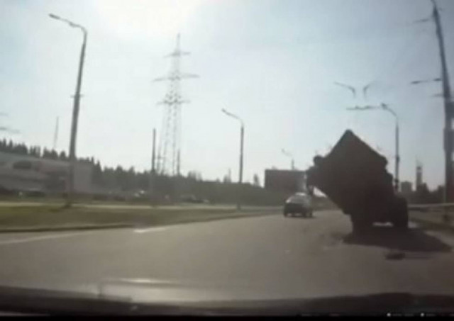 Ανατροφή φορτηγού on camera